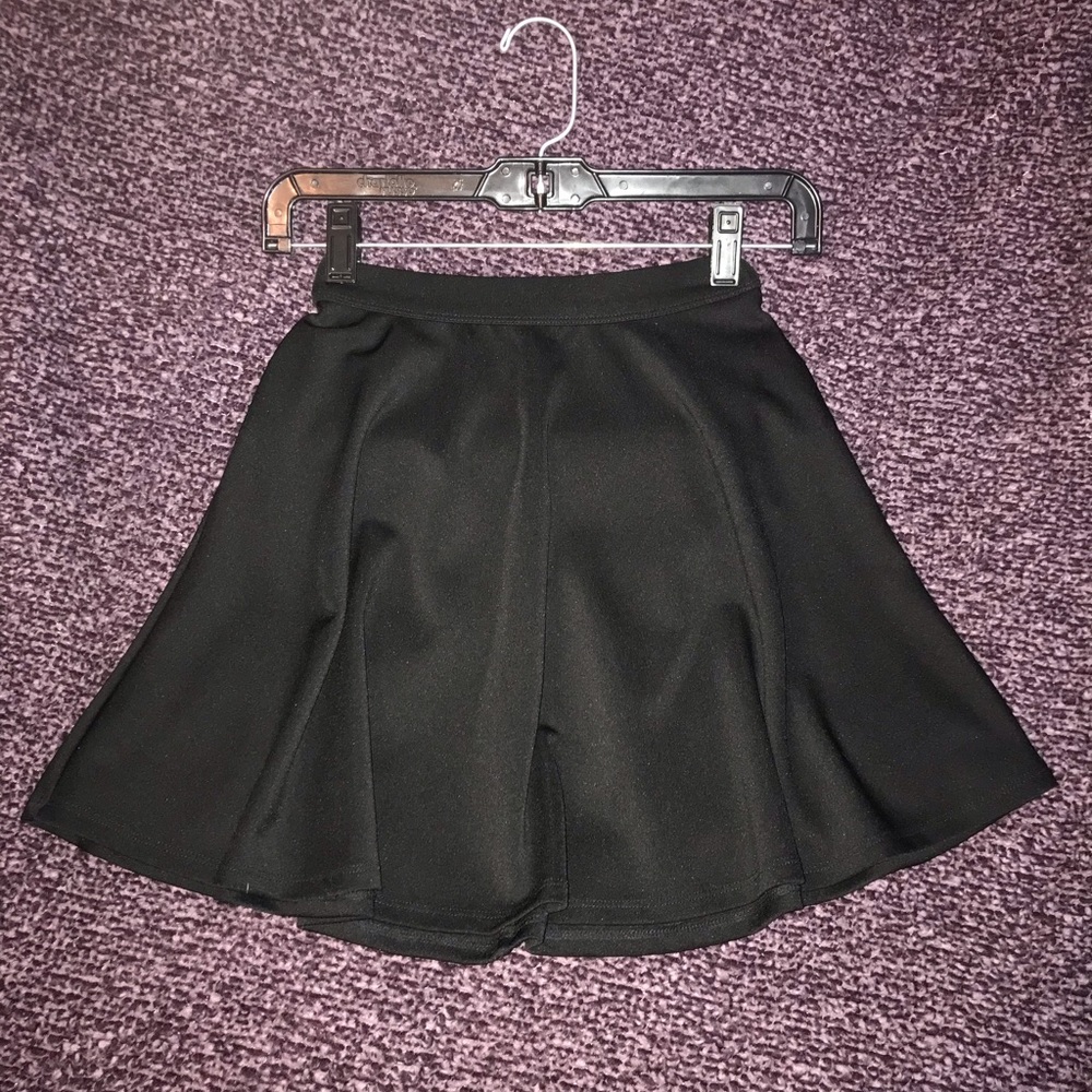 Lightly worn Black mini skirt